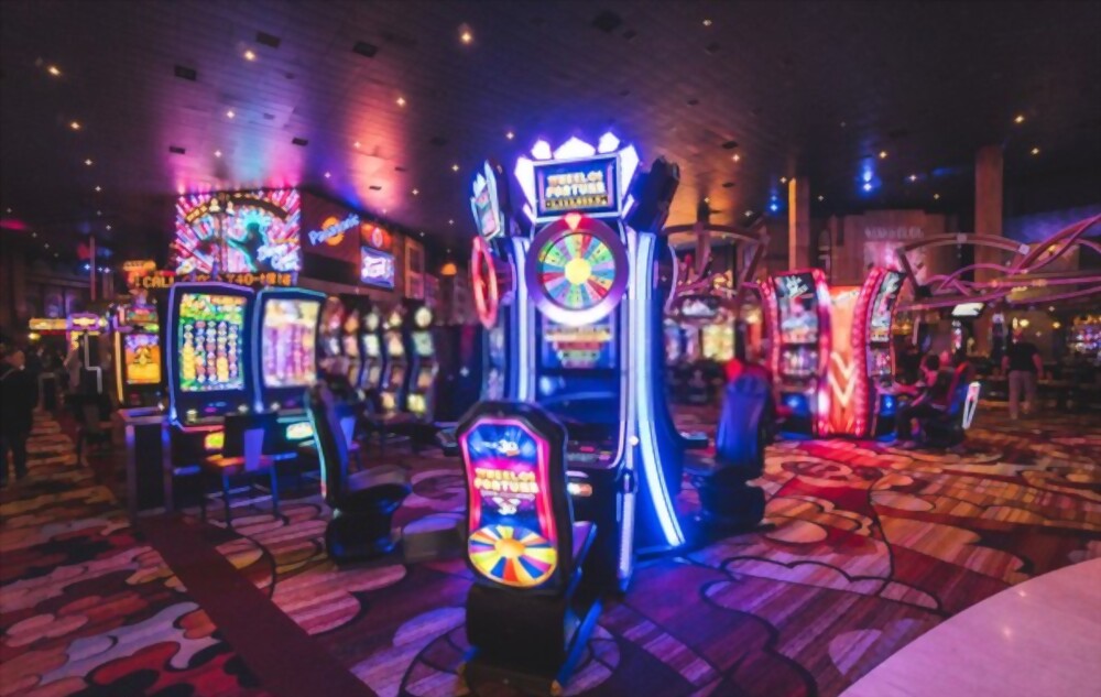 play these casino games